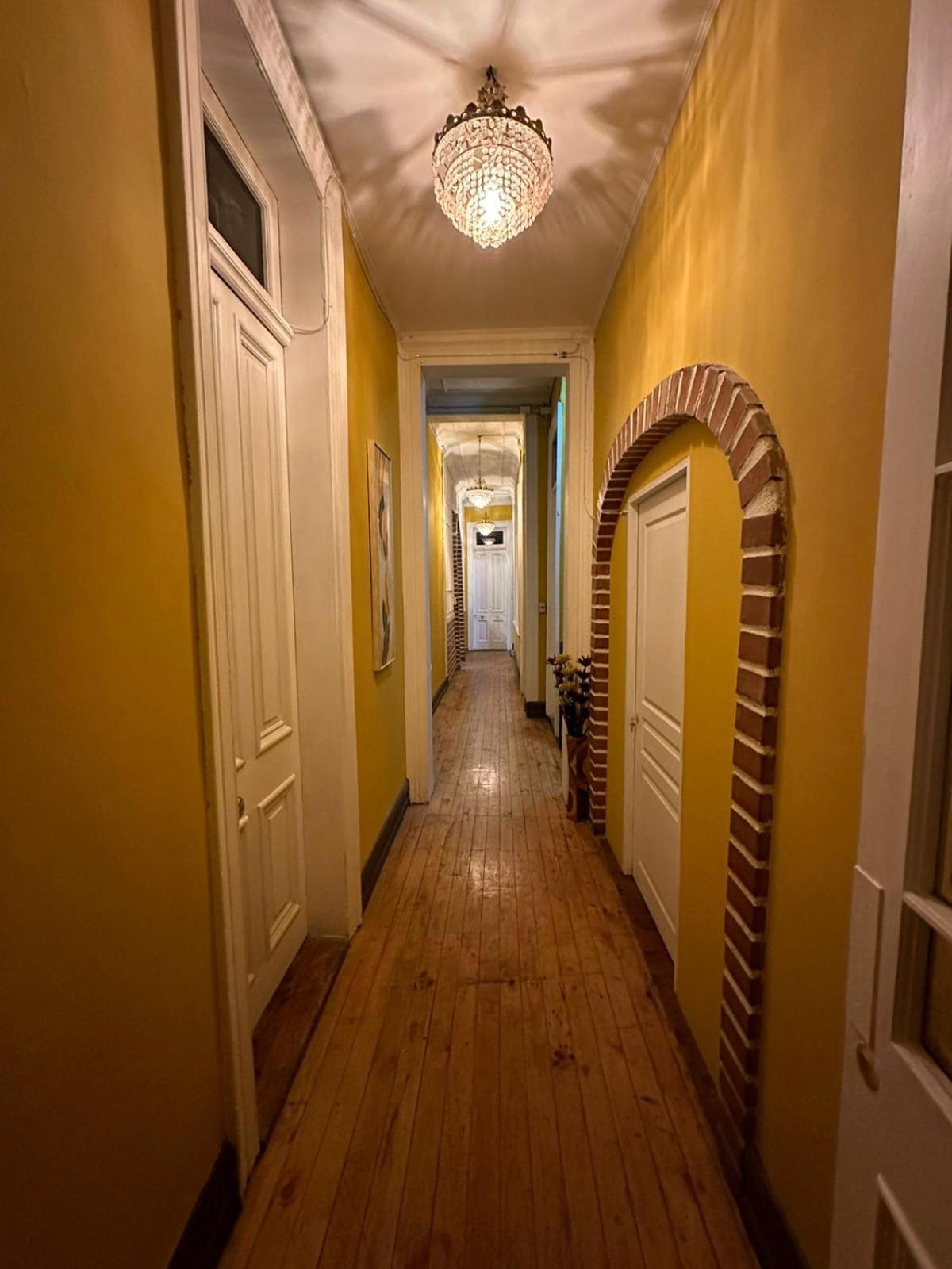 Hotel Das Gelbe Haus à Valparaíso Extérieur photo