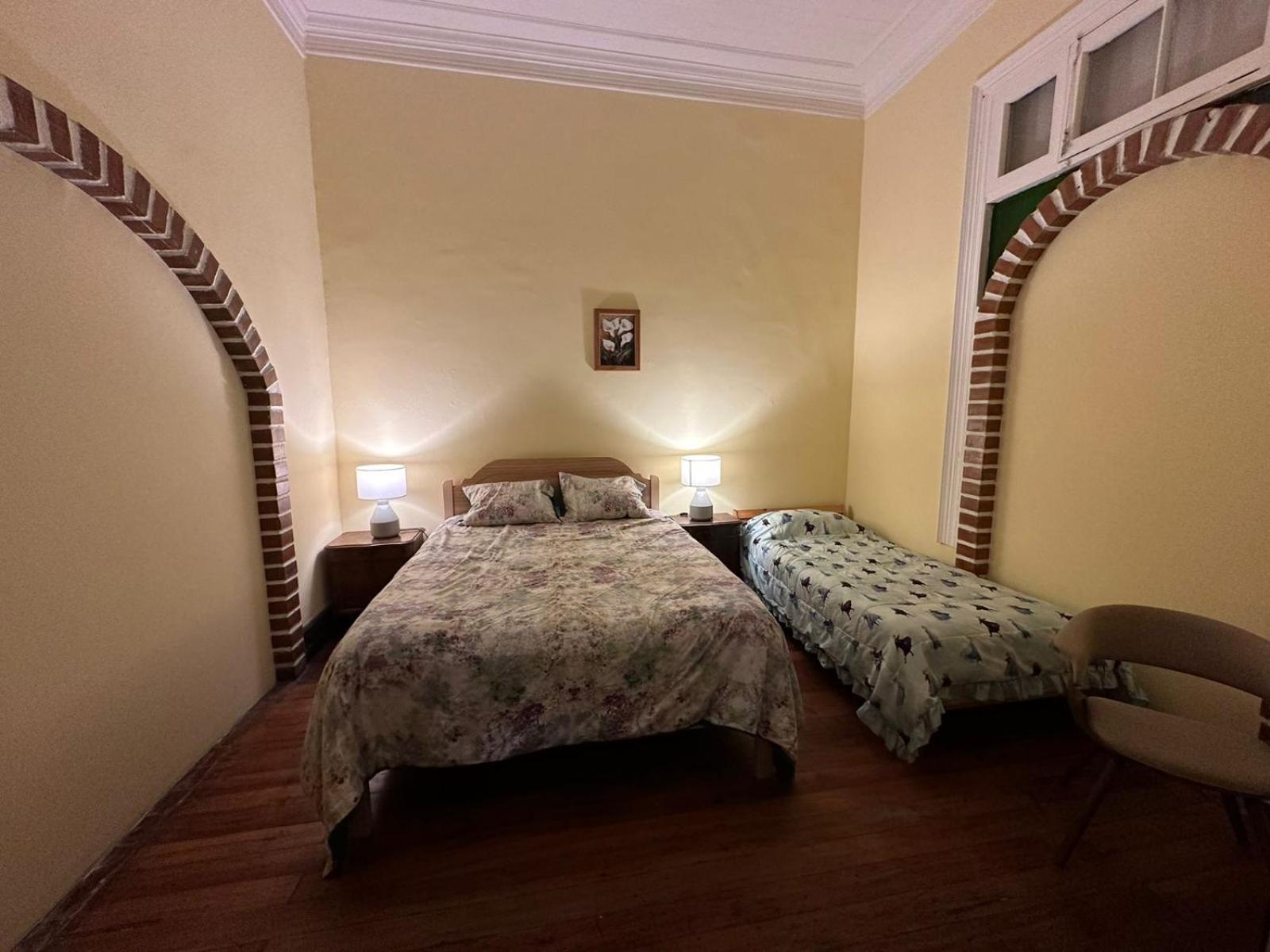 Hotel Das Gelbe Haus à Valparaíso Extérieur photo
