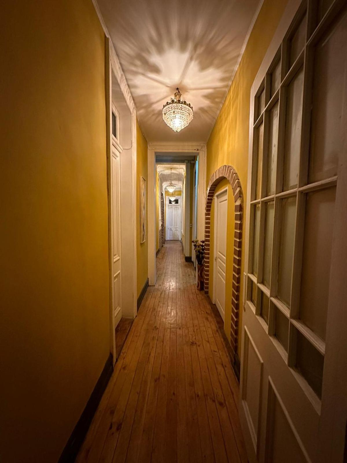 Hotel Das Gelbe Haus à Valparaíso Extérieur photo