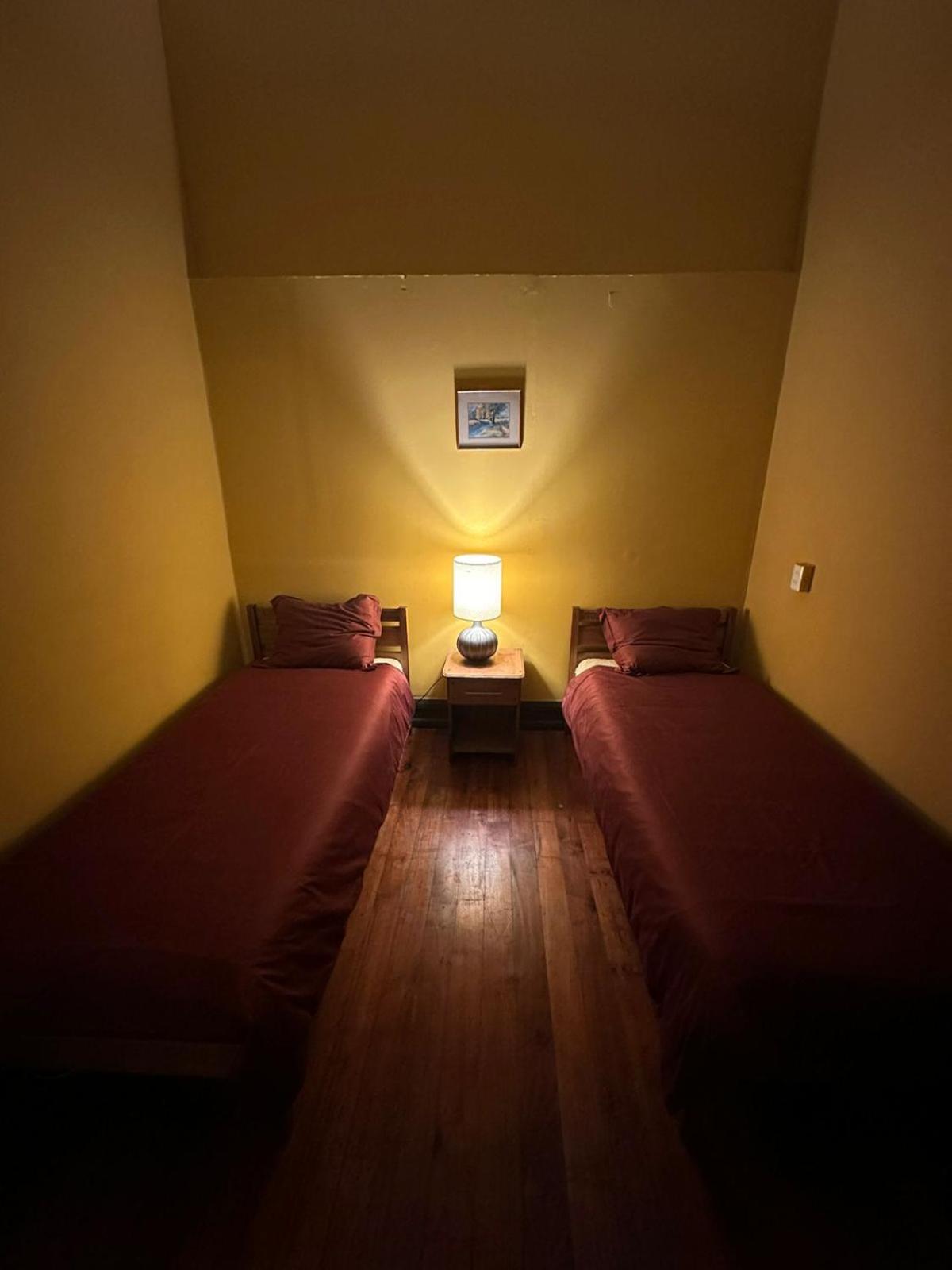 Hotel Das Gelbe Haus à Valparaíso Extérieur photo