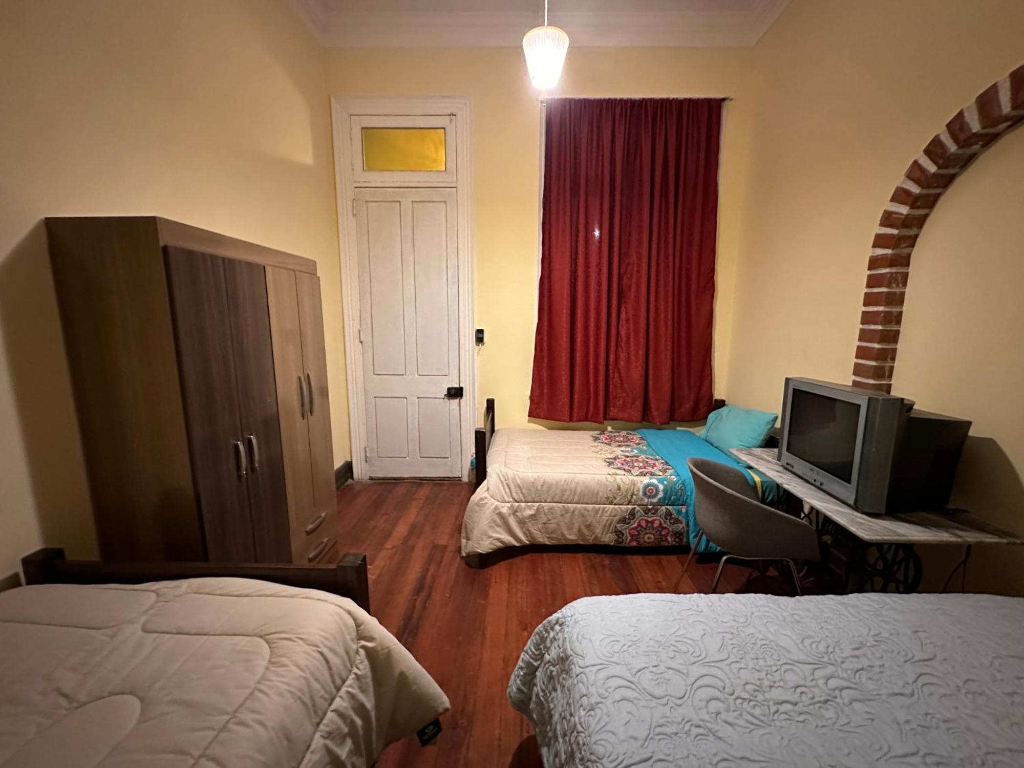 Hotel Das Gelbe Haus à Valparaíso Extérieur photo