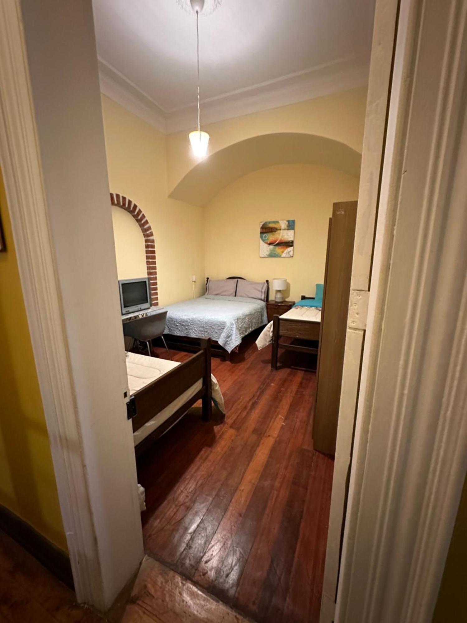 Hotel Das Gelbe Haus à Valparaíso Extérieur photo