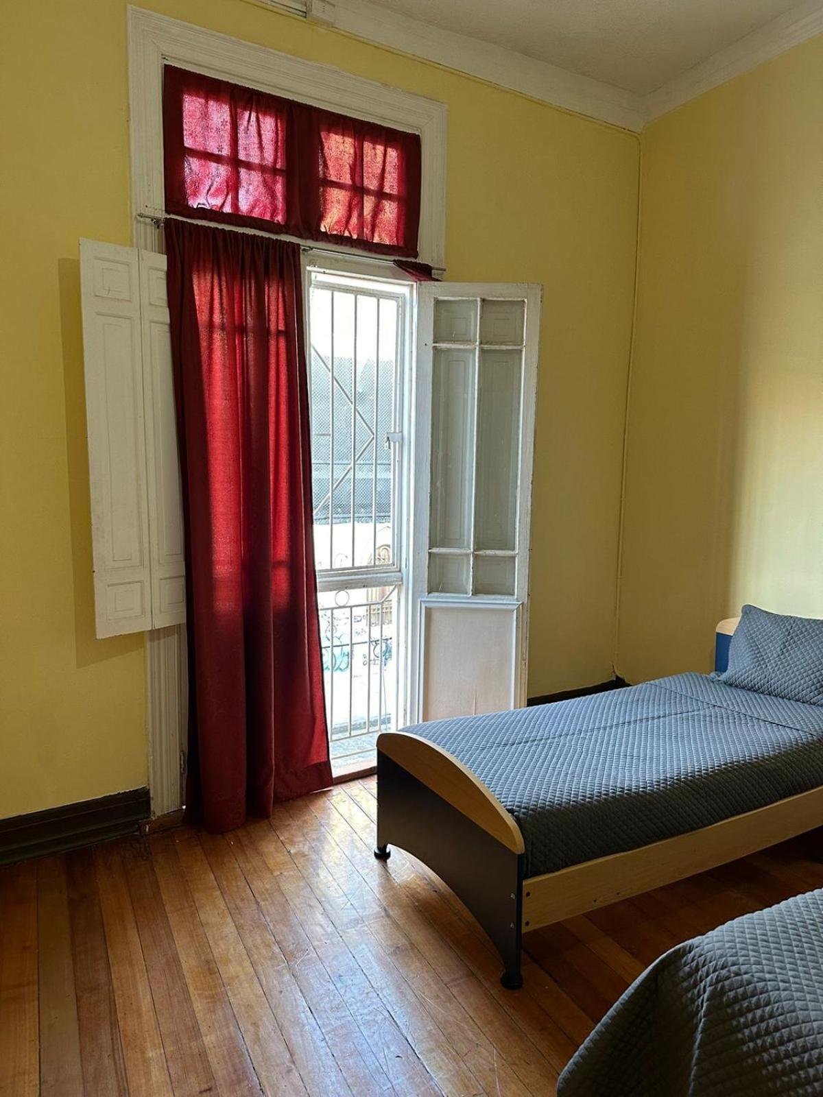 Hotel Das Gelbe Haus à Valparaíso Extérieur photo